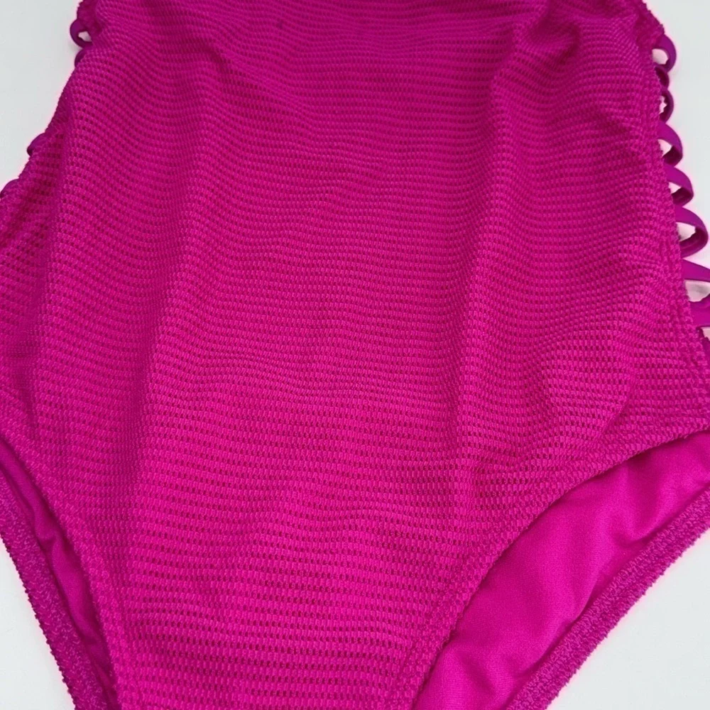 UEC Hot pink Xhileration one piece bathing suit medium textured fabric